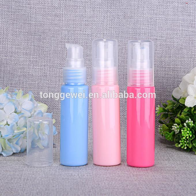 Venta al por mayor colorida azul púrpura de la botella del espray de perfume del rosa amarillo verde rojo caliente de la venta 30ml 50ml 100ml